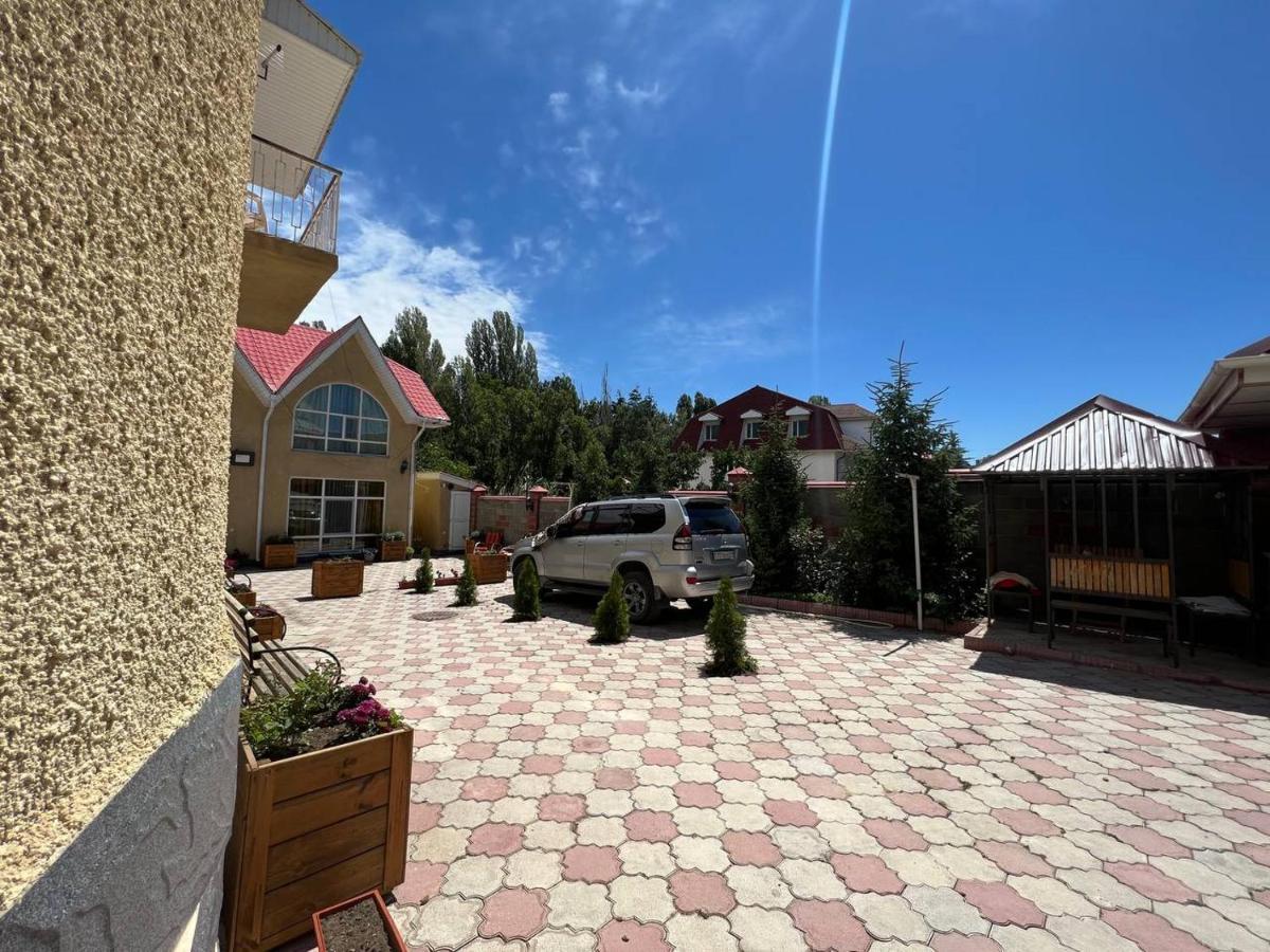 Tan Nuru Guest House Гостевой Дом Тан Нуру Tsjolpon-Ata Eksteriør bilde