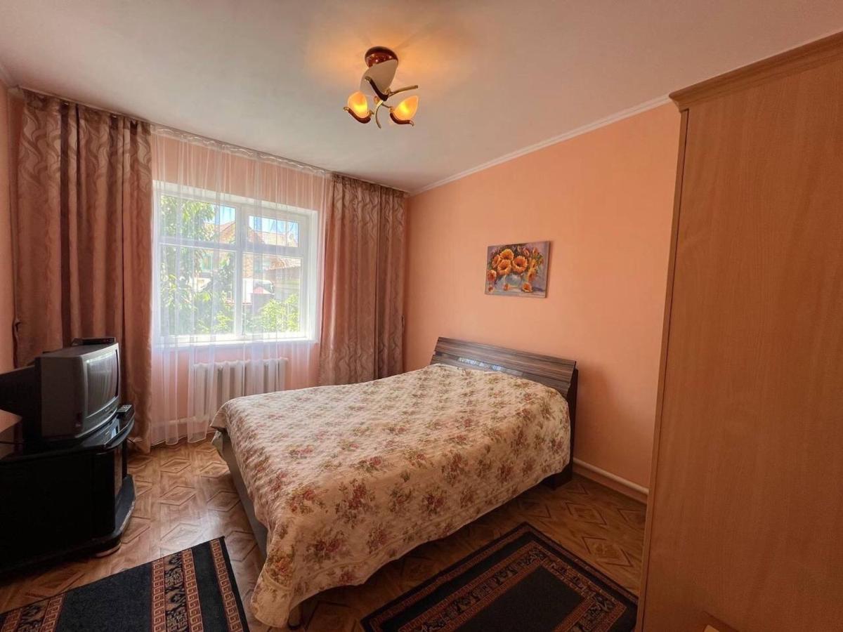 Tan Nuru Guest House Гостевой Дом Тан Нуру Tsjolpon-Ata Eksteriør bilde