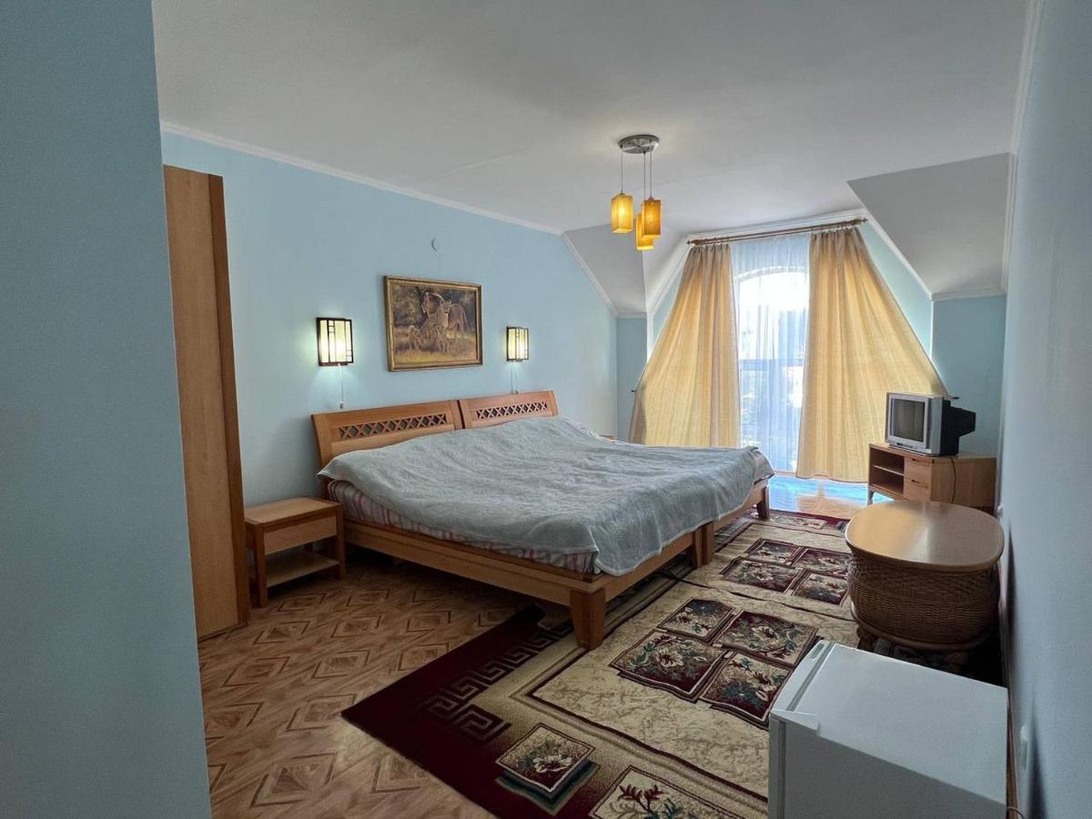Tan Nuru Guest House Гостевой Дом Тан Нуру Tsjolpon-Ata Eksteriør bilde
