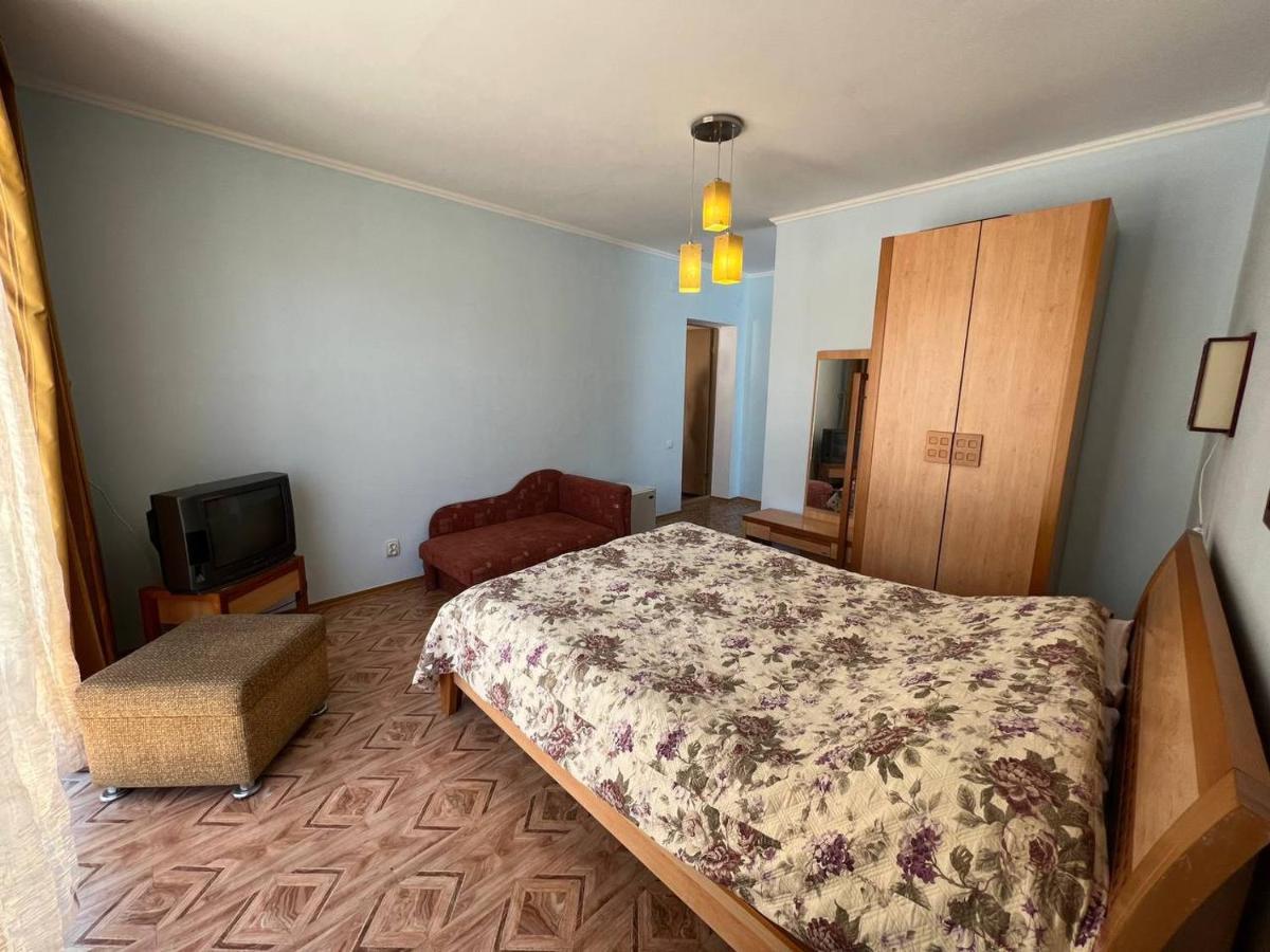 Tan Nuru Guest House Гостевой Дом Тан Нуру Tsjolpon-Ata Eksteriør bilde