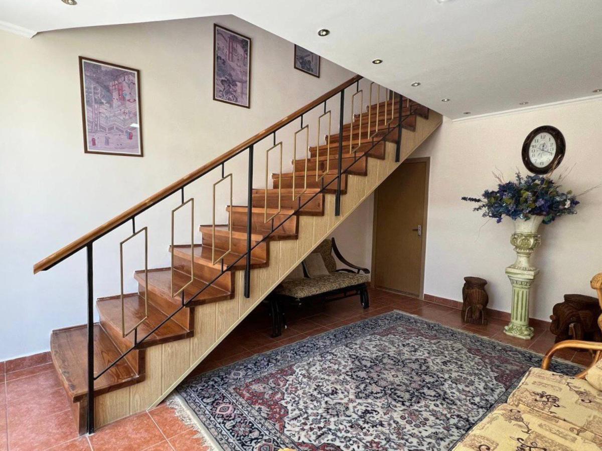 Tan Nuru Guest House Гостевой Дом Тан Нуру Tsjolpon-Ata Eksteriør bilde