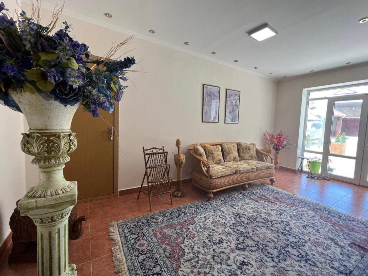 Tan Nuru Guest House Гостевой Дом Тан Нуру Tsjolpon-Ata Eksteriør bilde
